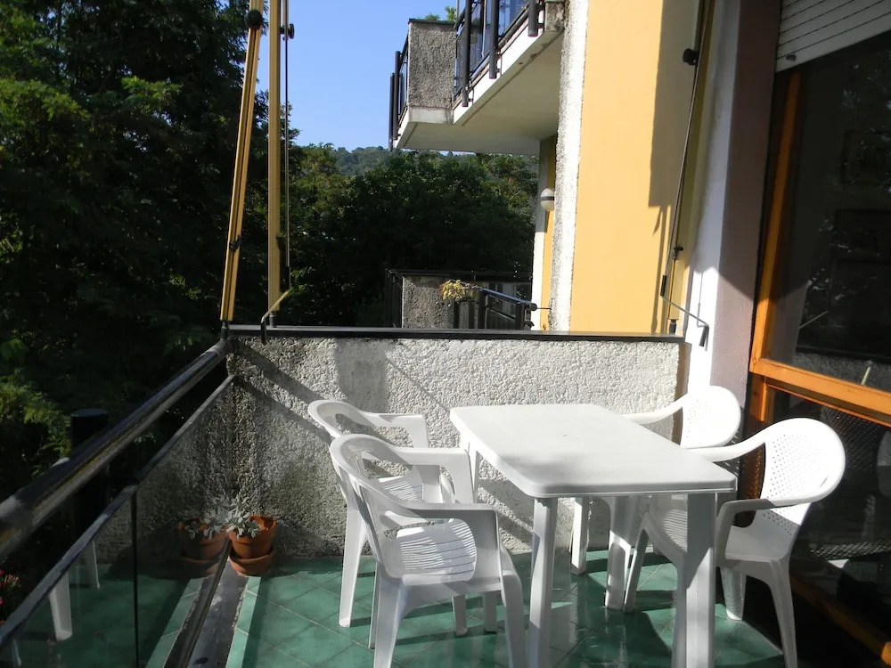 Mimosa apartment