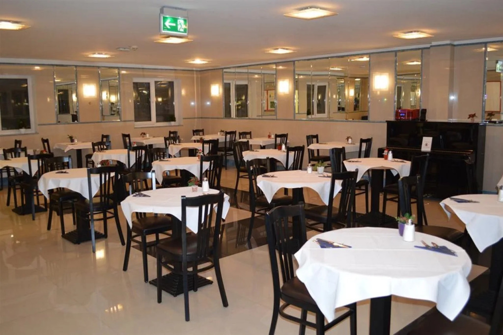 Hotel Donaustadt Kagran - at Metro U1
