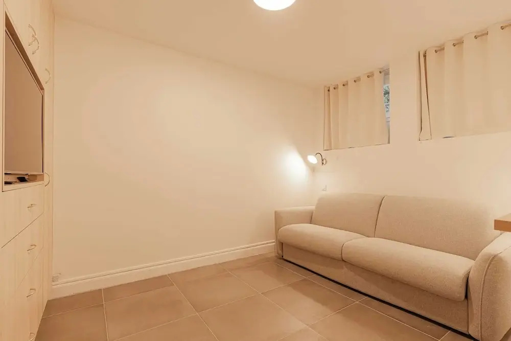Spacious House - AC- 5br-12p- Deauville