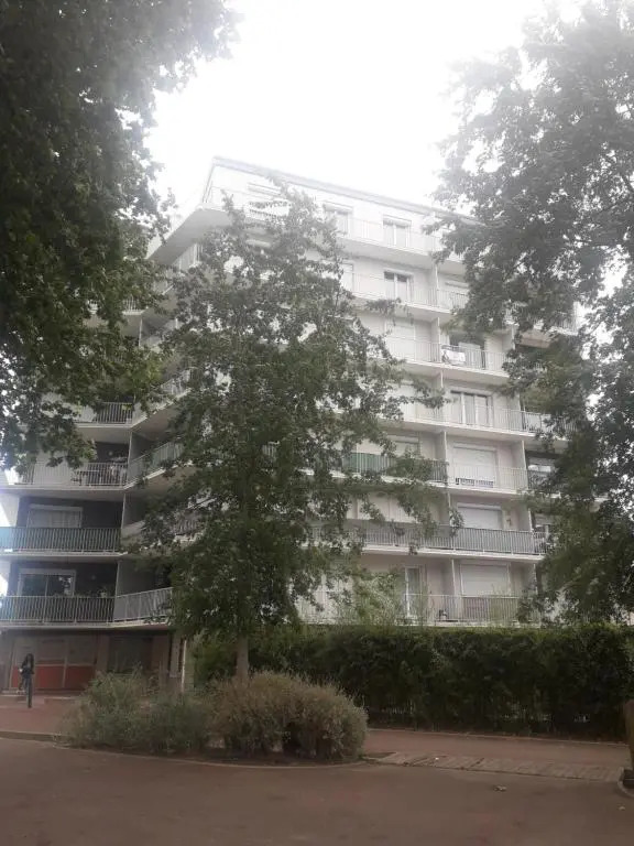 Residence d'Anjou - Grand studio avec balcon et parking privatif