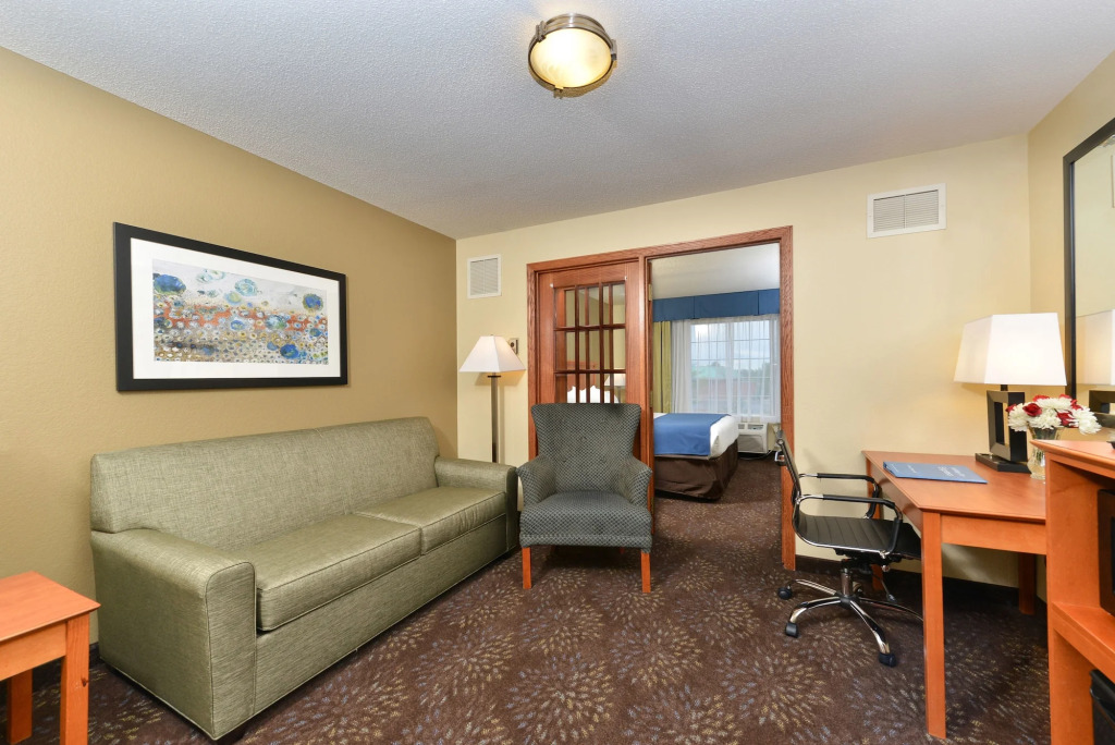 Holiday Inn Express St. Paul South - Inver Grove Heights by IHG