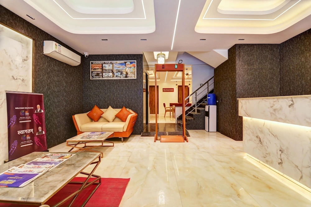 Hotel Euronite Suites Near Delhi IGI Airport