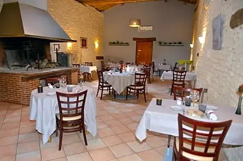 Logis Insolites et Restaurant Domaine du Seudre