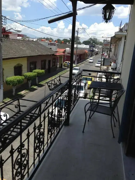 Hotel Hostal Los Faroles