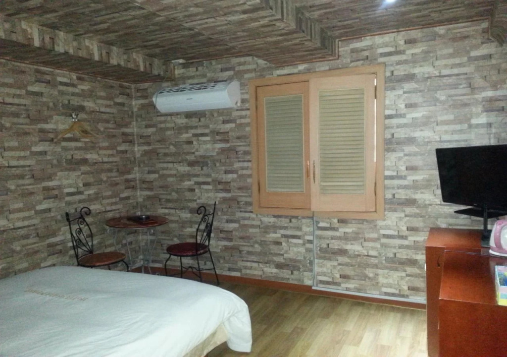 Golden Park Motel