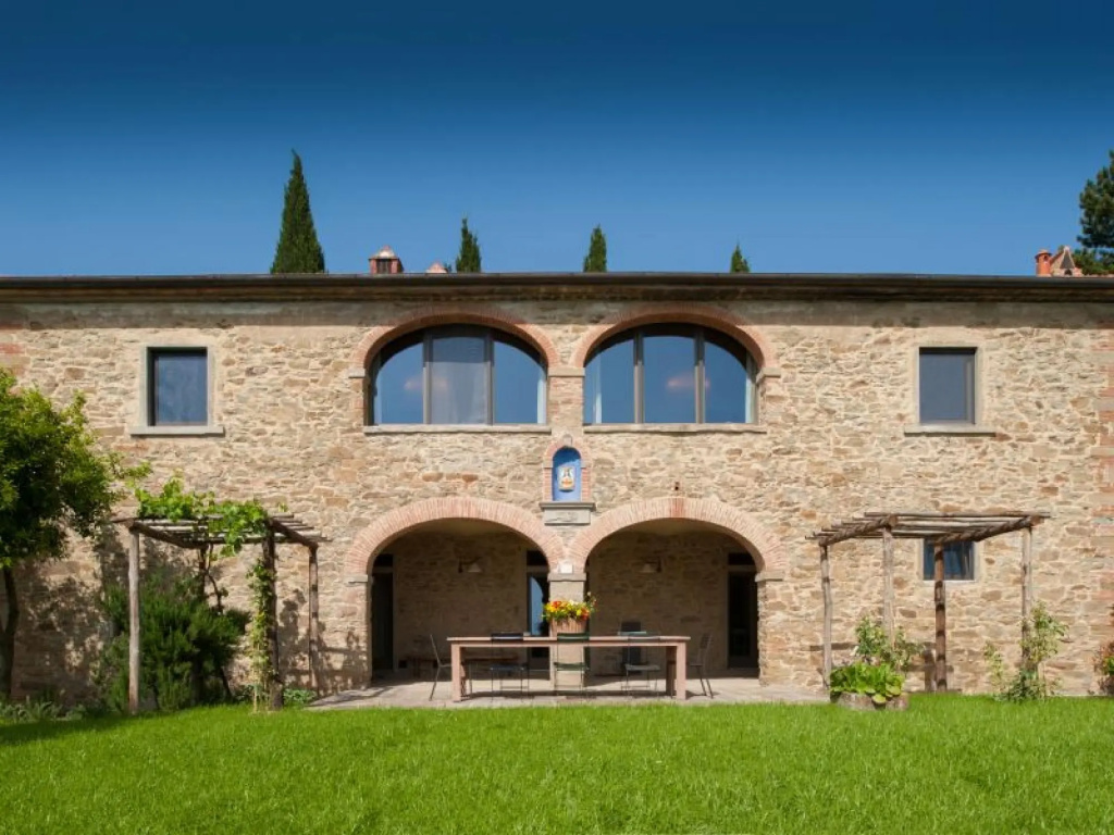 Sleeps: 12 (6 bedrooms, 6 bathrooms) 450 m2. Private garden and the pool (5x12 mts – 1,30mts depth),-VILLA LEOPOLDINA