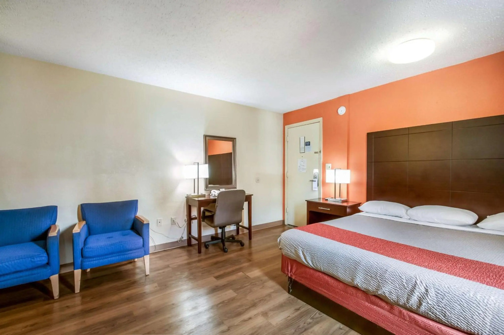 Motel 6 Washington DC Convention Center