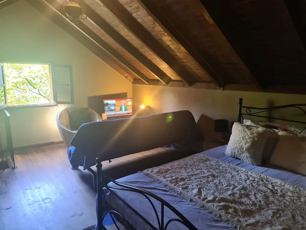 The Perfect Cottage - 1 Bedroom Cottage Sleeps 4