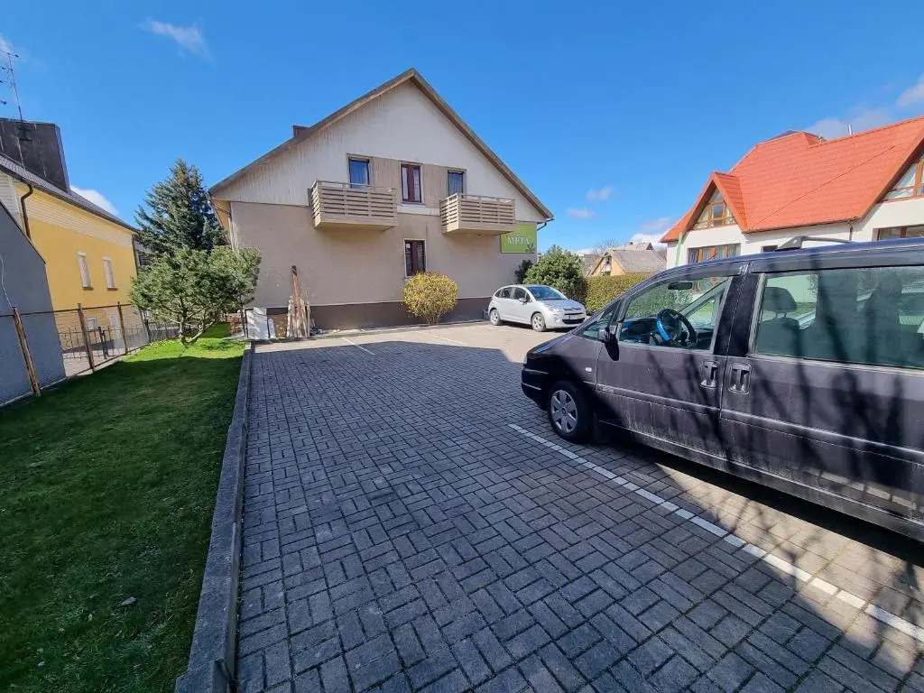 livingpalanga- Meta12