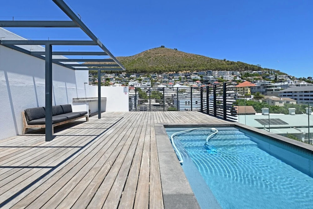 Quiet 2-bed Green Point Retreat Rooftop Pool