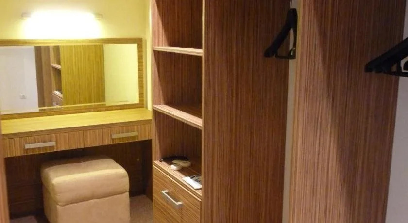 Hotel Vereya