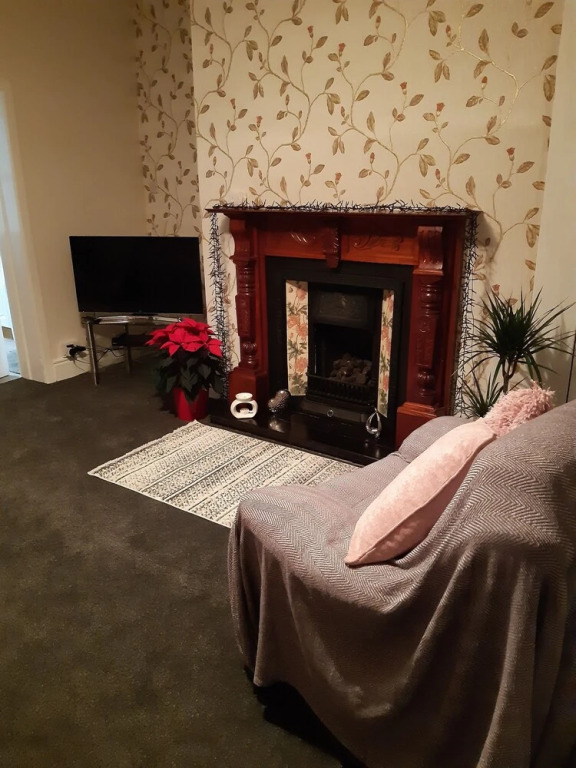 Stunning 3-bed Bungalow in Churchtown Southport