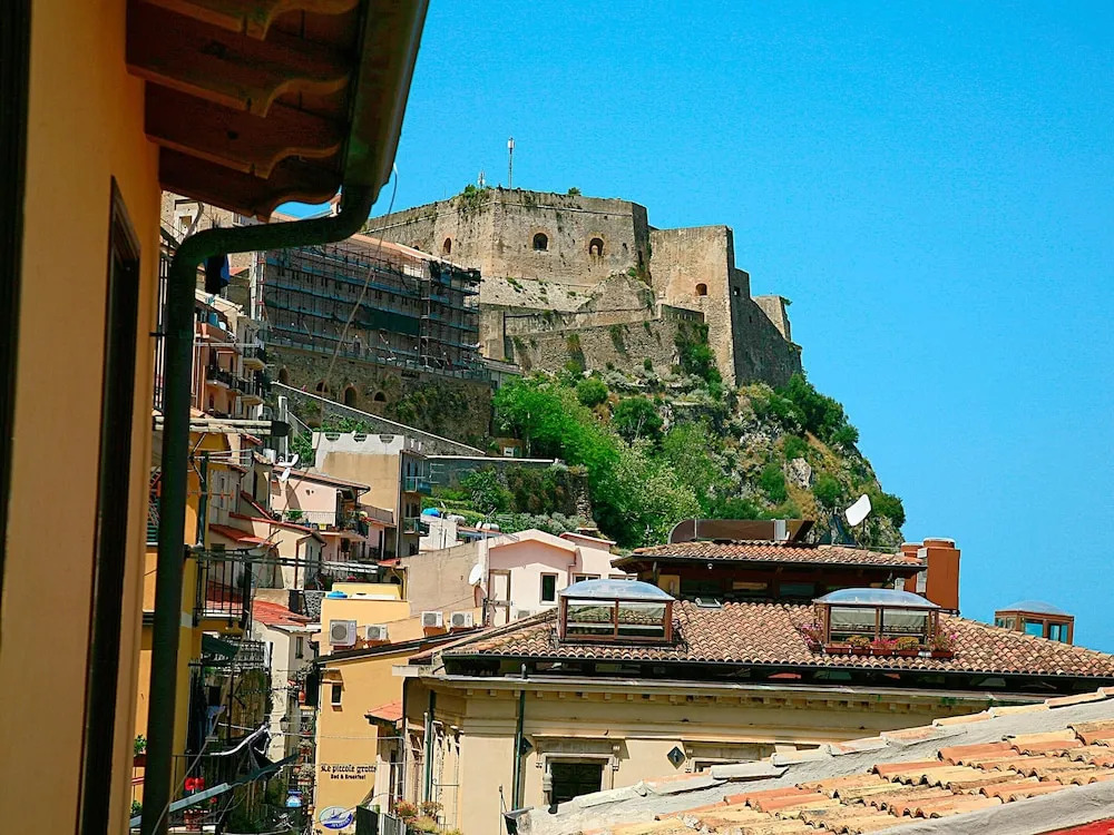 Apartment With 3 Bedrooms in Scilla, With Wonderful sea View, Furnishe