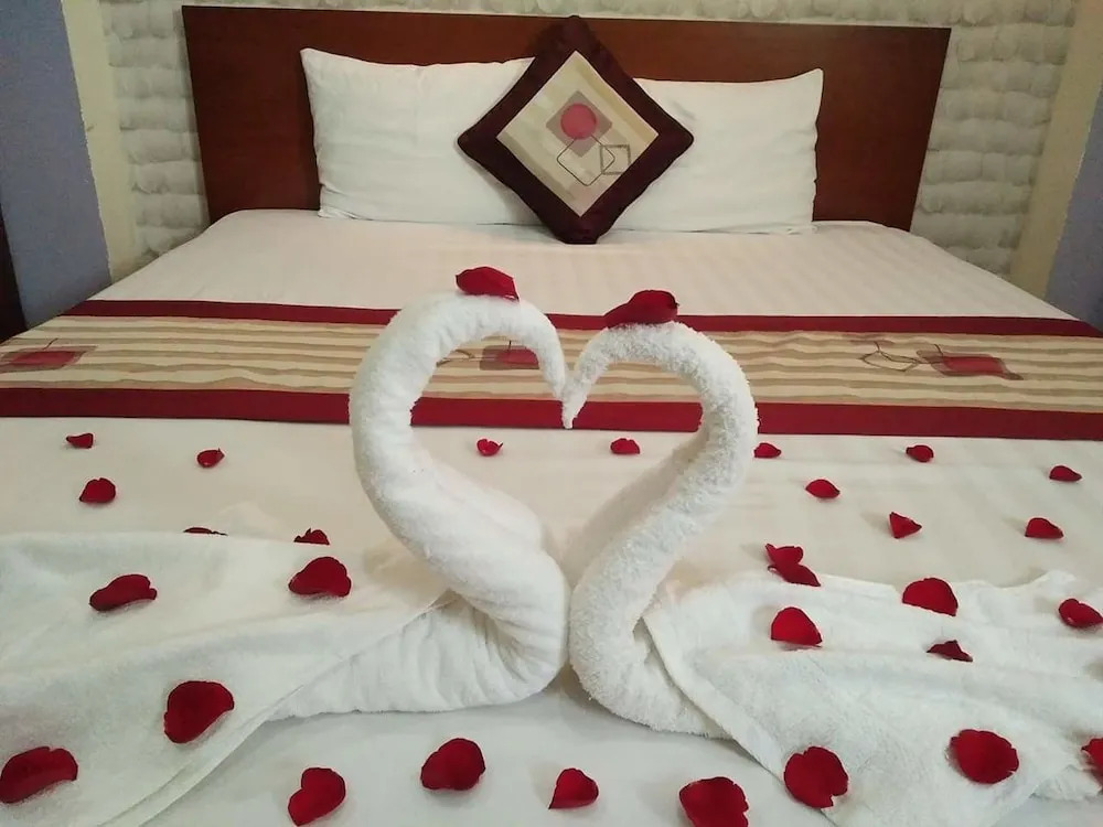 Huu Nguyen Hotel