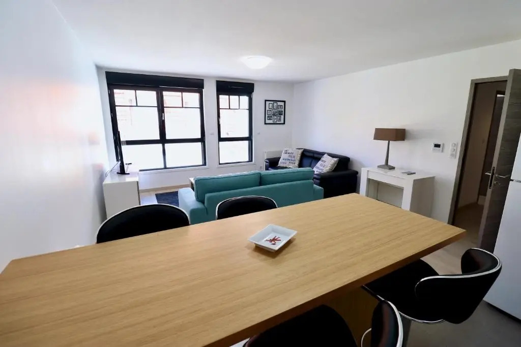 Maison Bleue - Apt 4 Pers, 2 Chambres, Prox Marche