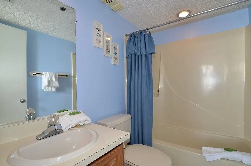 One Seagrove Place Unit 1001 2 Bedroom Condo by Redawning