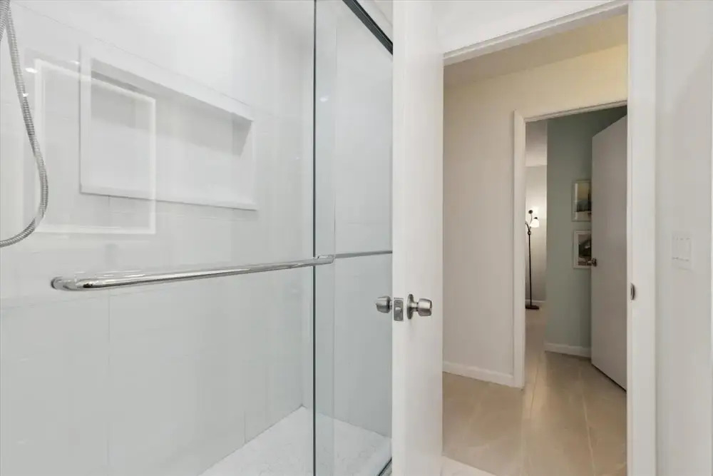 307 Brightwaters Dr