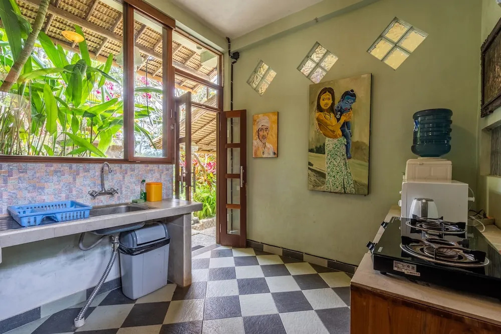 Tirta Asri Ubud Villa
