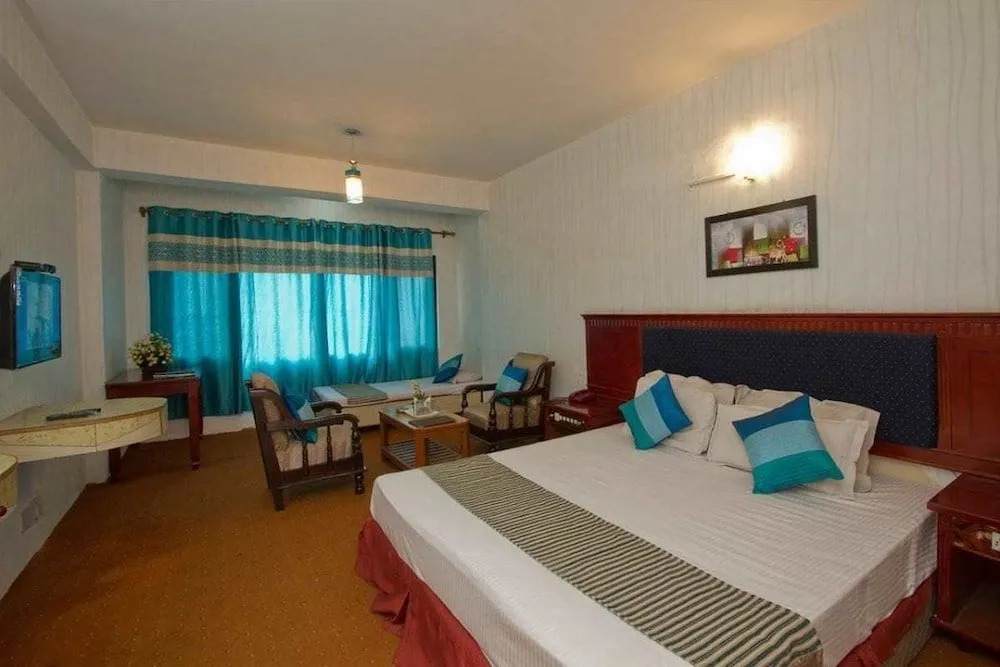 Hotel Monal