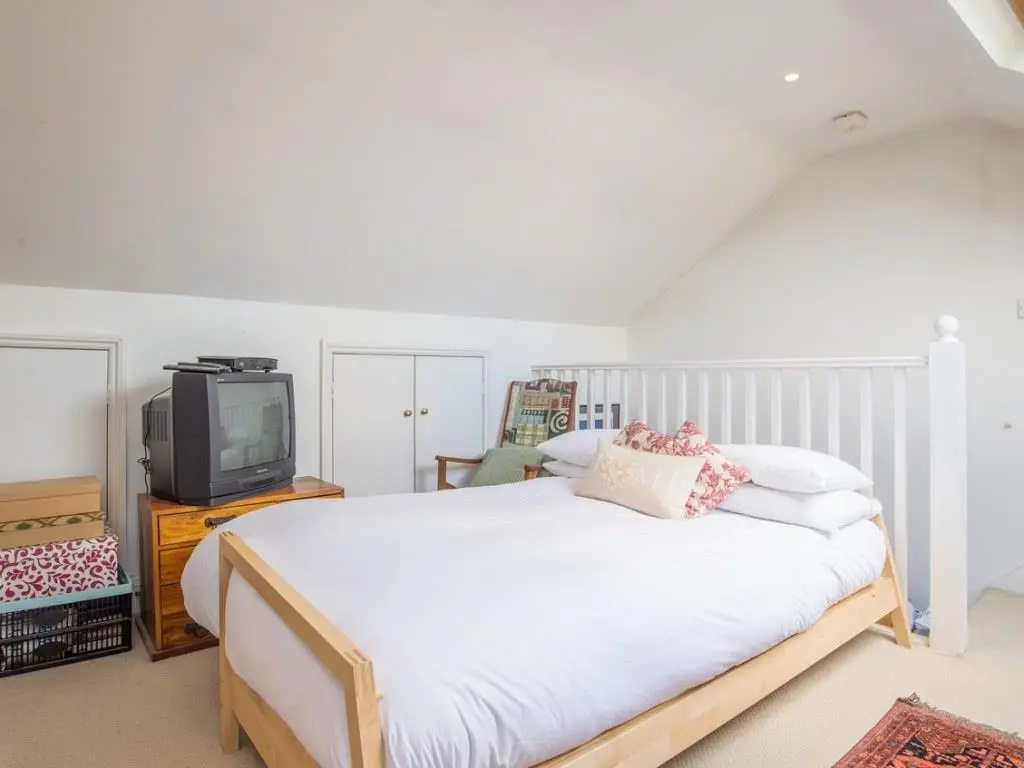 Veeve  3 Bed Family House On Esparto Street Wandsworth