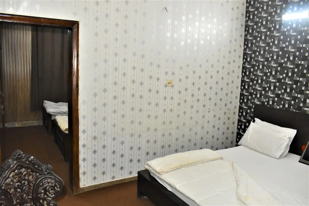17 Guest House