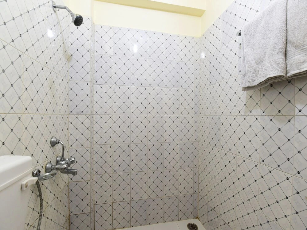 OYO 13871 Home Studio Cottage Kanyal Road