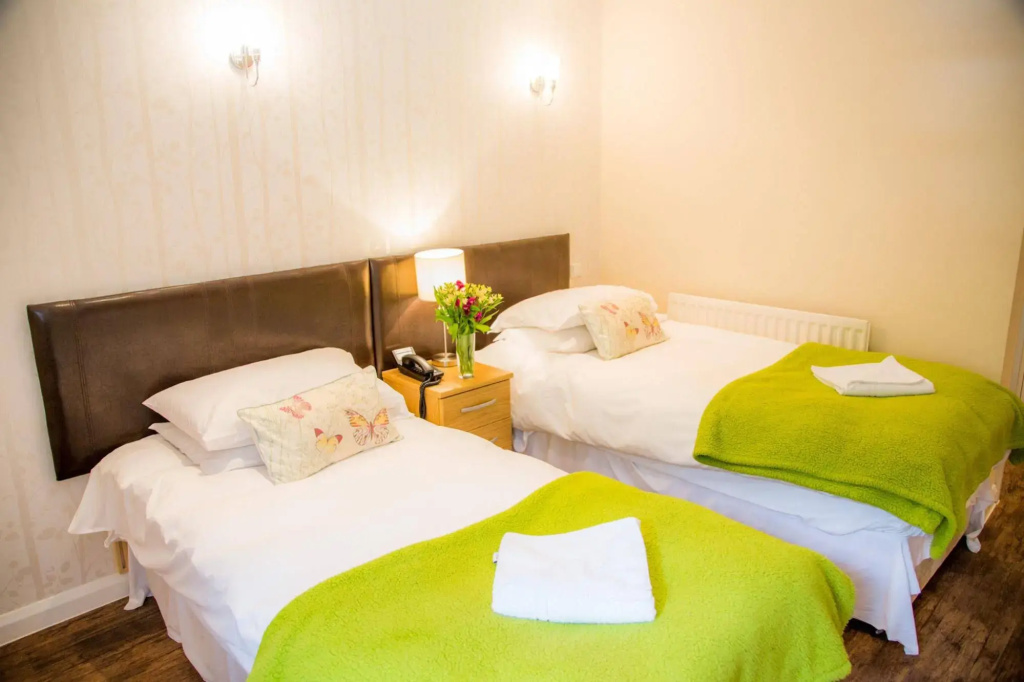 Stay and Relax at The Yew Tree