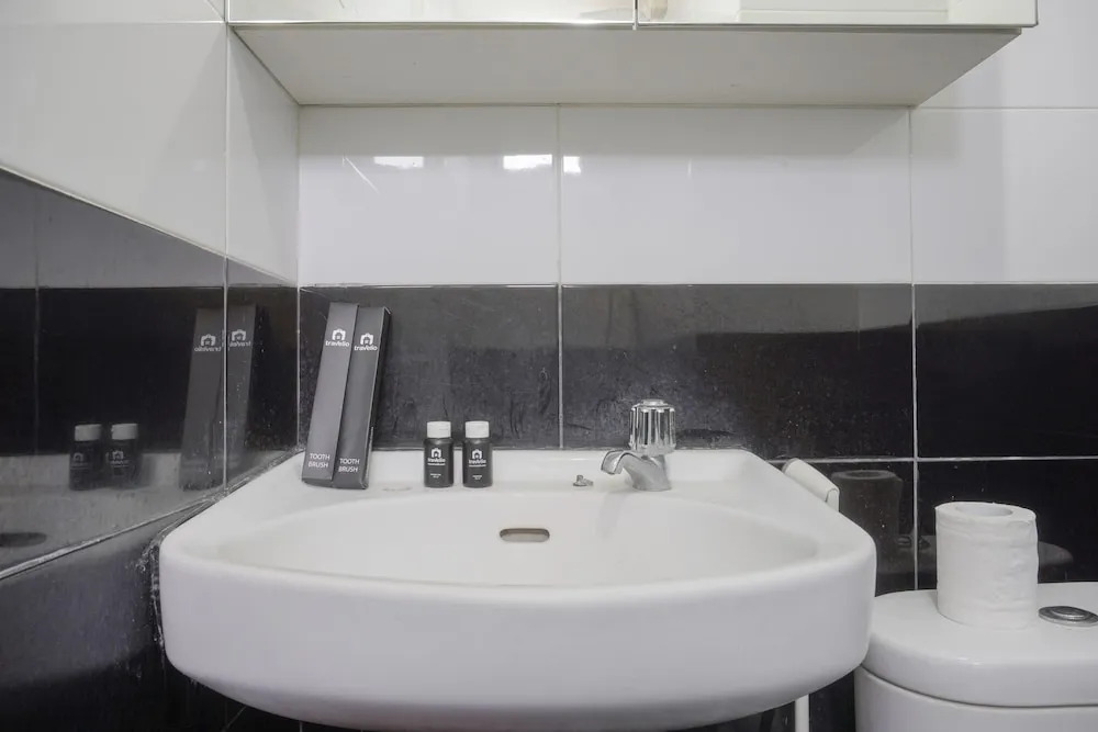 Cozy And Simply 1Br At Kebagusan City Apartment