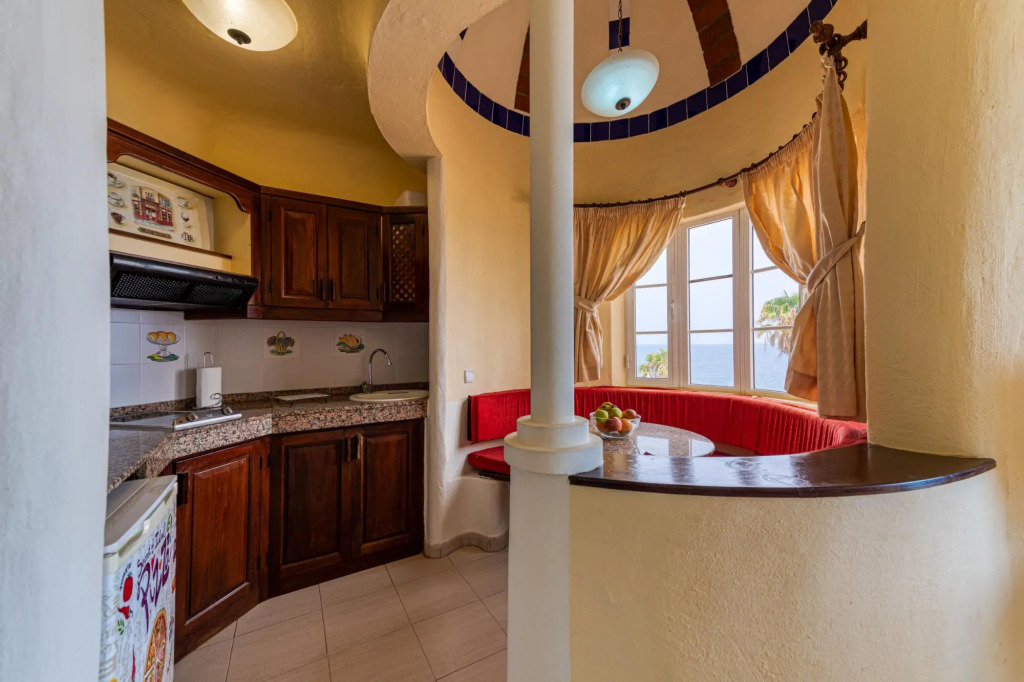 Altamar  52 with balcony&pool By CanariasGetaway