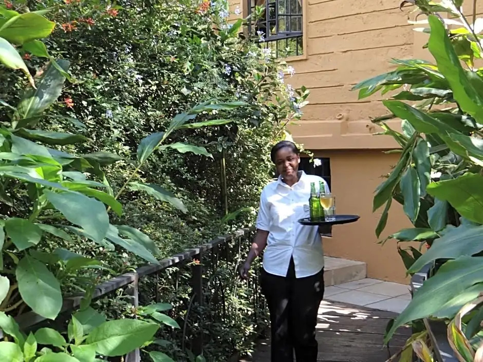 Ikweta Country Inn Maua