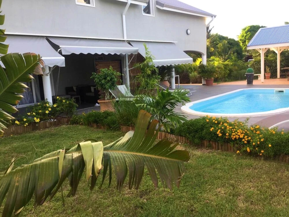 Apartment With one Bedroom in Saint François, With Pool Access, Furnis