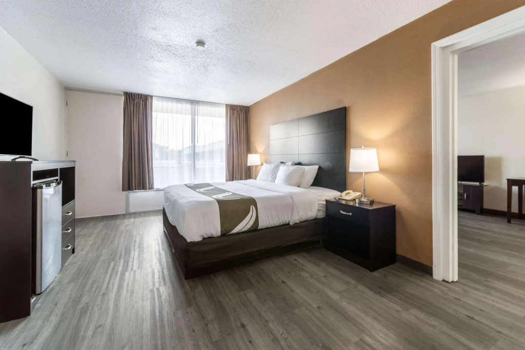 Quality Inn & Suites Vandalia near I-70 and Hwy 51