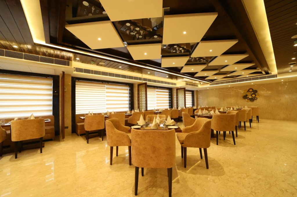 Hotel DVIJ INN