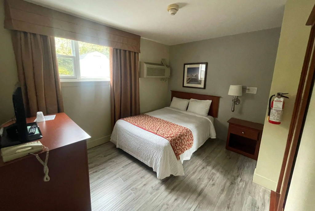 Super 8 by Wyndham Campbellton NB