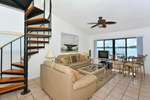 Bay Winds113 Home