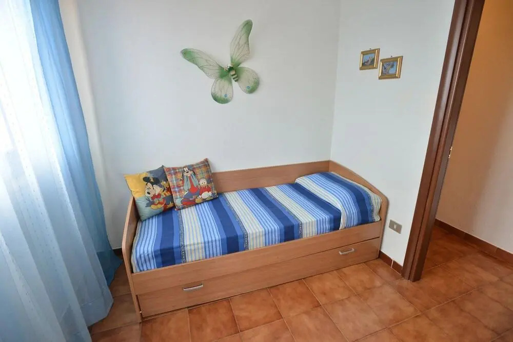 IzzHome Pula Crispi
