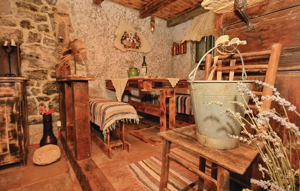 Amazing Home in Crkvice With 1 Bedrooms