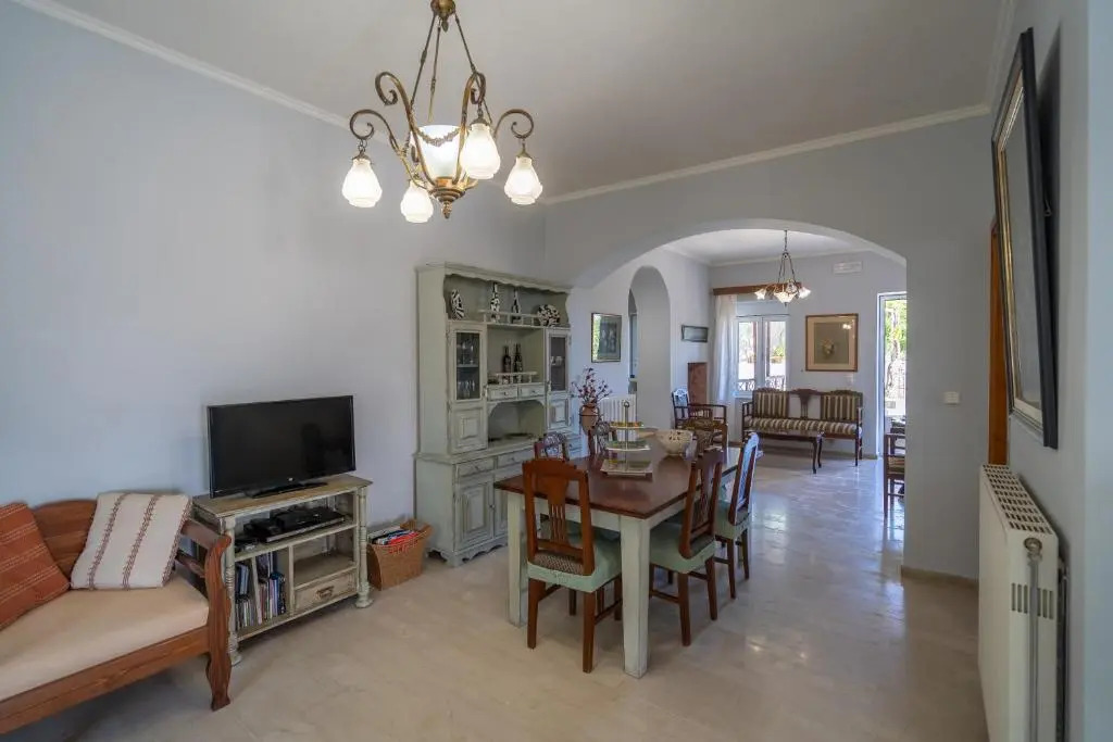 Dryades Villa