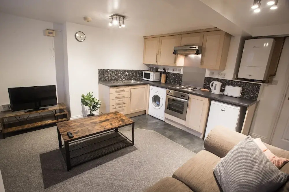 Short Stay Bristol - Warden Apartment