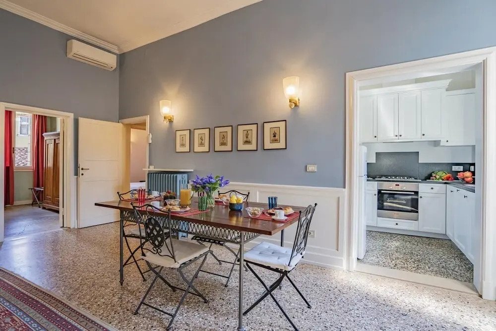 Ca' Grassi 1 Venetian Apartment