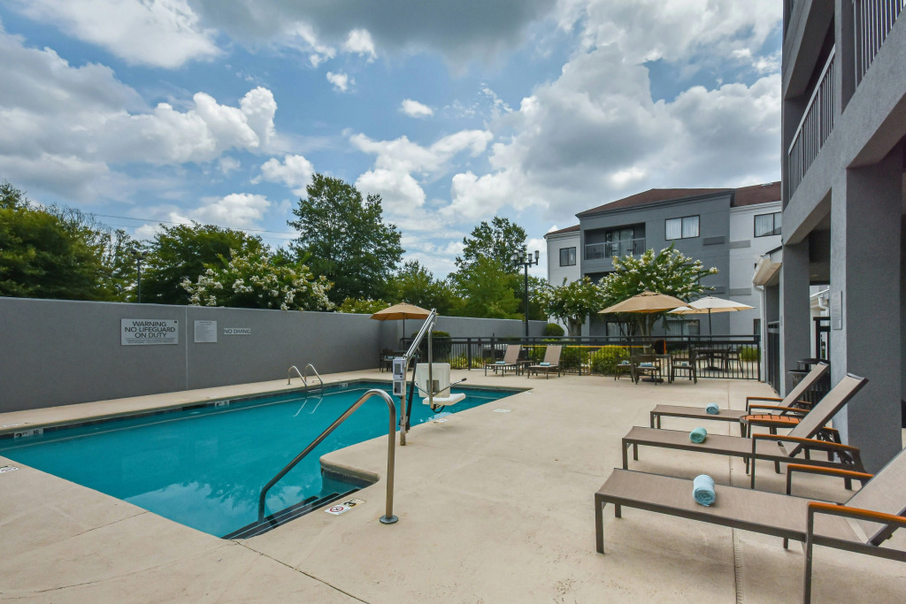 Courtyard by Marriott Charlotte Matthews