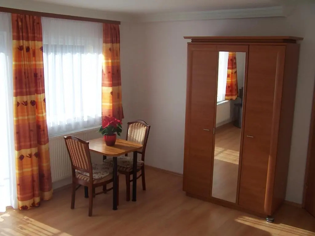 Akacia Apartment