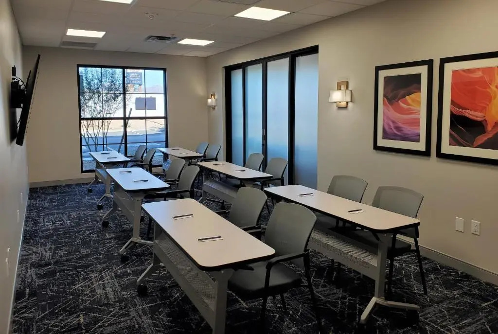 Comfort Suites Scottsdale Talking Stick Entertainment District