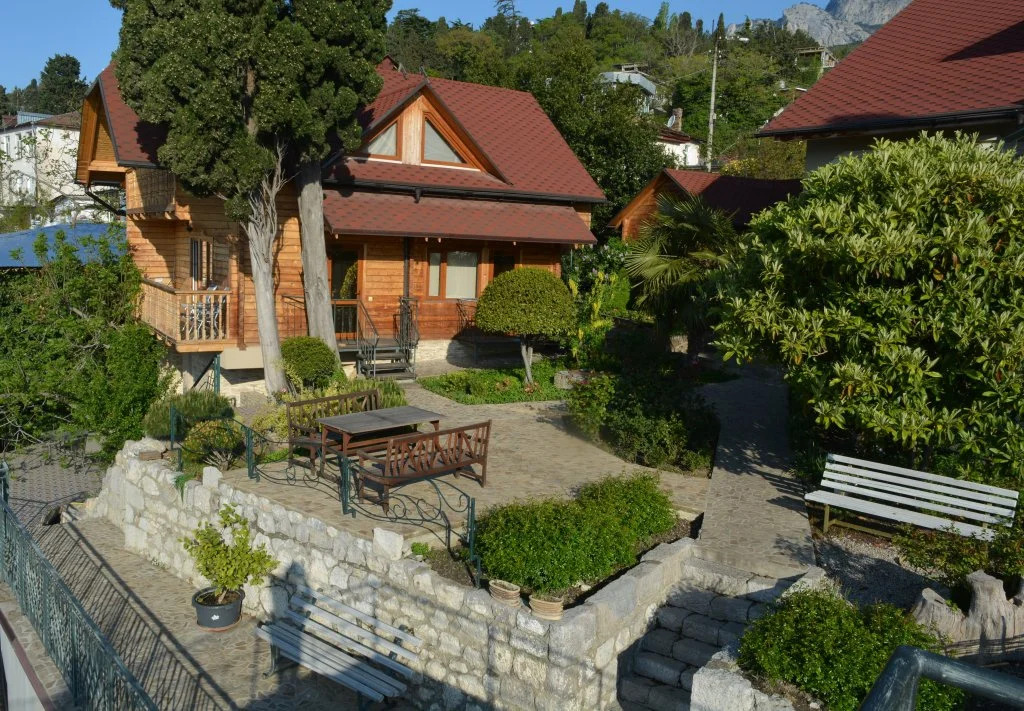 4-Sezona Hotel