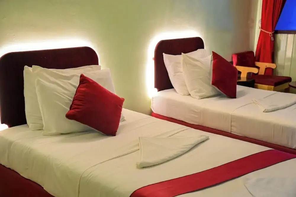 SIESTA HOTEL