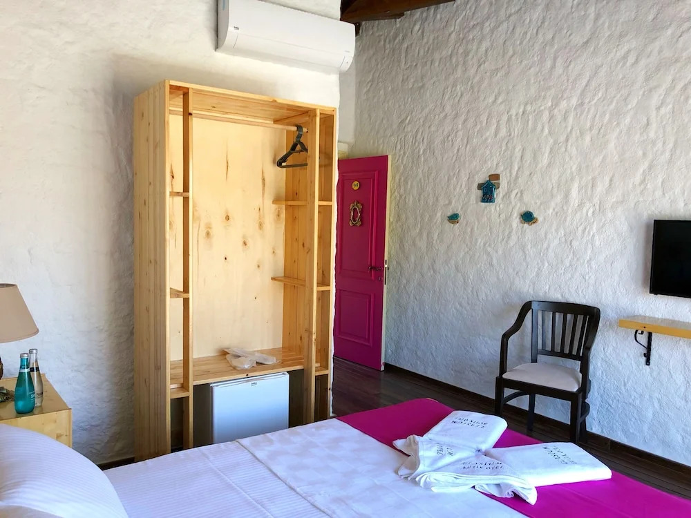 Elysium Boutique Hotel