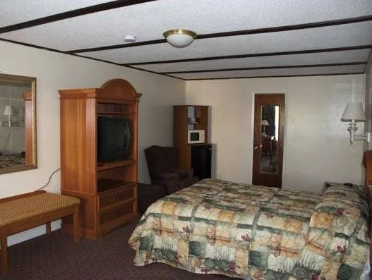 Tahitian Inn