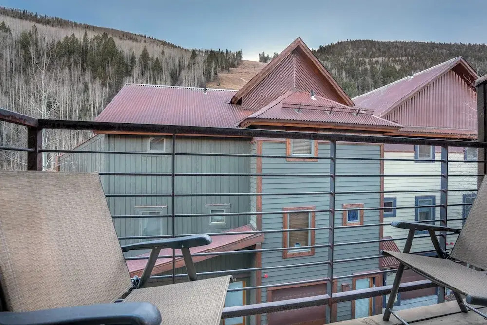 Double Diamond 23 by Avantstay Close to Town & The Slopes!