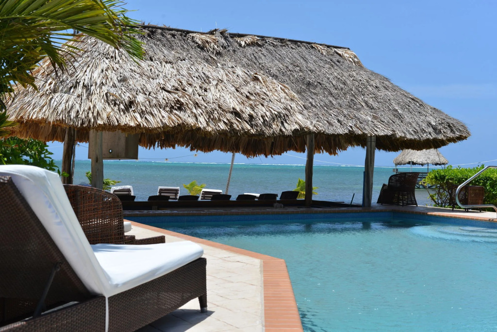 Captain Morgans Retreat