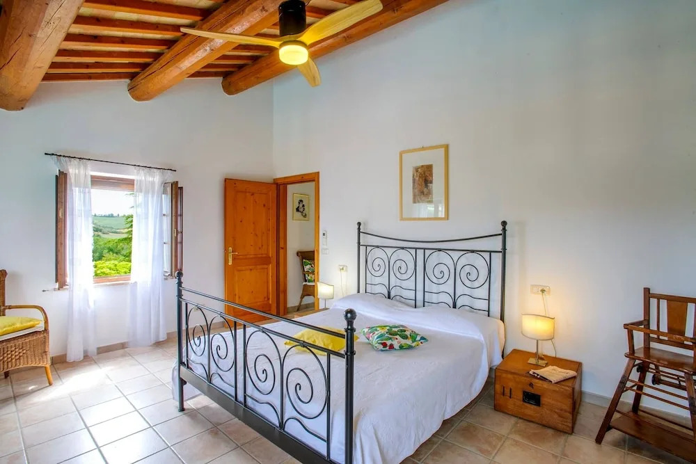 La Girolima 6 2 by Marche Holiday Villas